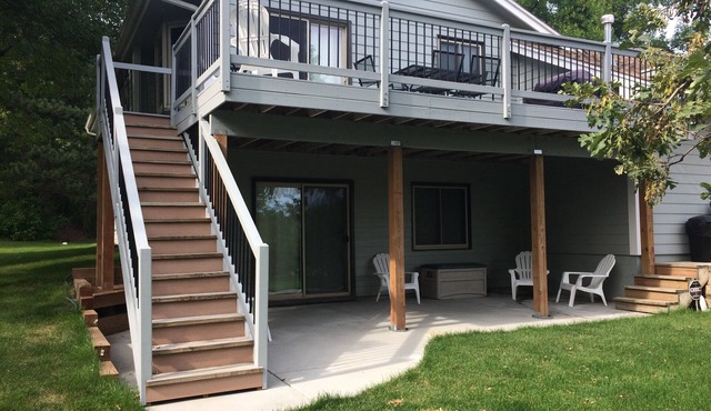 Amazing for Families 4 acres Firepit Arboretum and Lakes nearby Sleeps 8