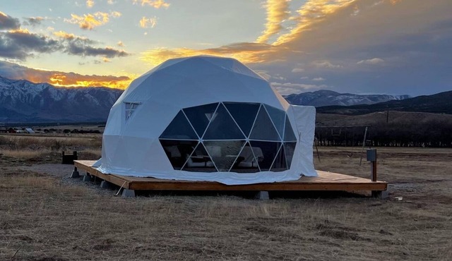 Amazing Geo-deistic Dome with AC and Heat in charming Woodland