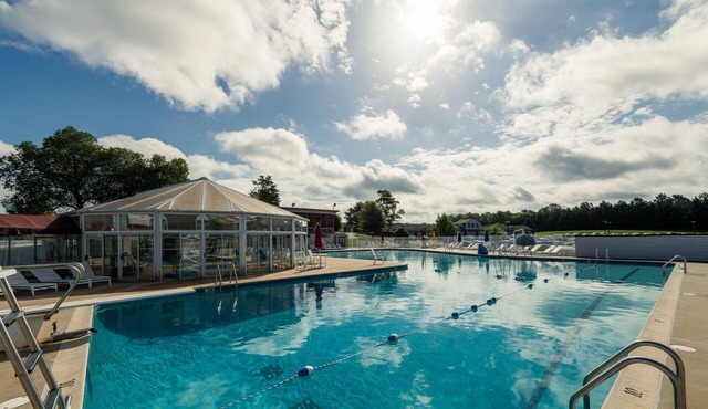 Amazing Getaway: Enjoy our Cozy Log Cabins on the Chesapeake Bay!