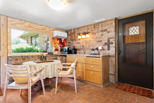 Amazing Grace Luxurious Ranch Retreat Pet & smoking friendly