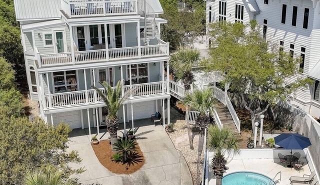 Amazing Gulf View, Large Private Pool & Beach House,2 owner suites; Walk 2 Beach