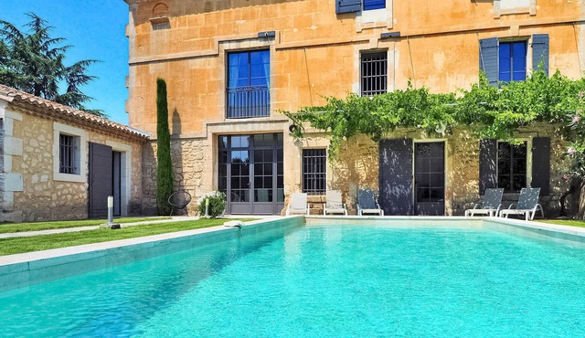 Amazing home in Maussane-les-Alpilles