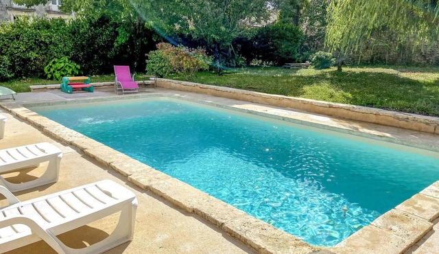 Amazing home in Saint-Christoly-Médoc