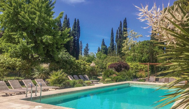 Amazing home in Thézan-des-Corbières