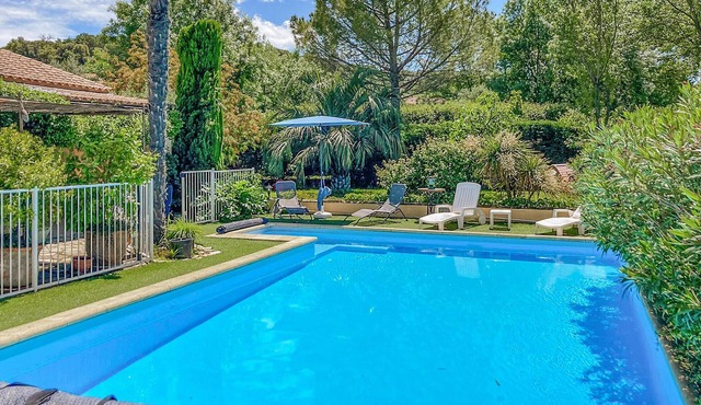 Amazing home in St-Privat-des-Vieux