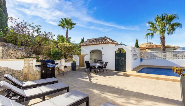 Amazing home in Ráfol de Almunia