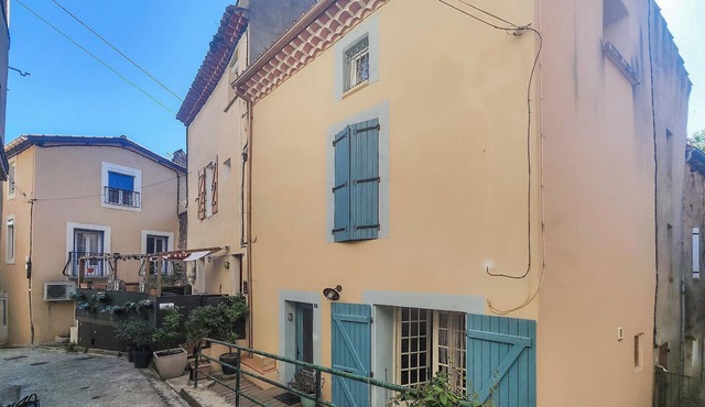 Amazing home in Cessenon-sur-Orb