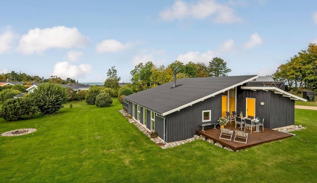 Amazing home in Allingåbro with WiFi