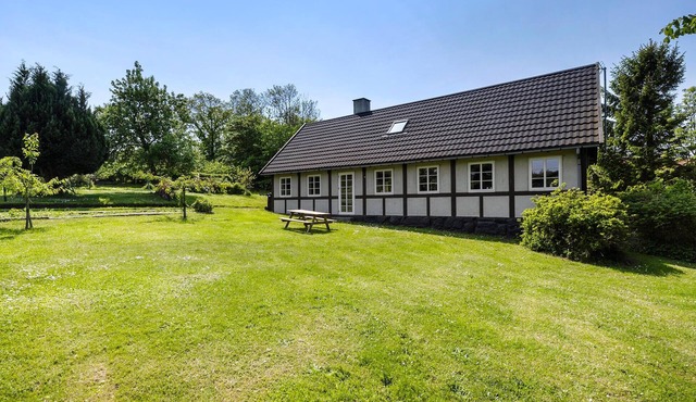Amazing home in Allinge with WiFi
