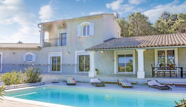 Amazing home in Apt with private swimming pool, can be inside or outside