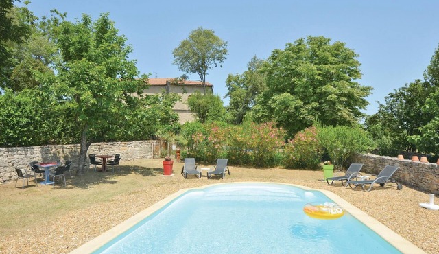Amazing home in Barjac