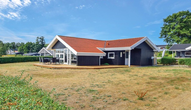 Amazing home in Bjert with WiFi