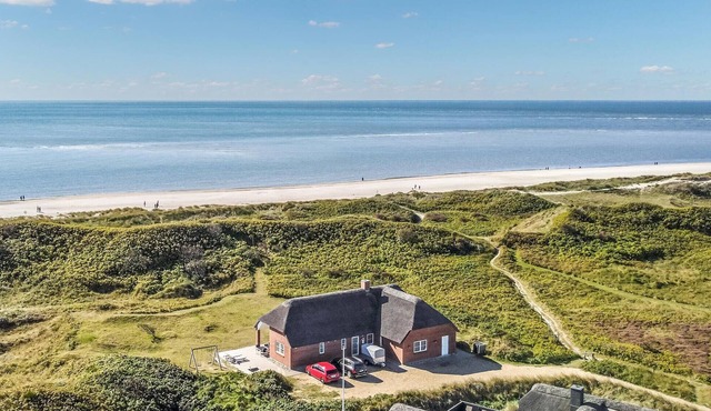 Amazing home in Blåvand with WiFi