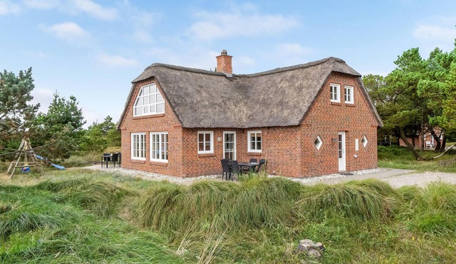 Amazing home in Blåvand with sauna