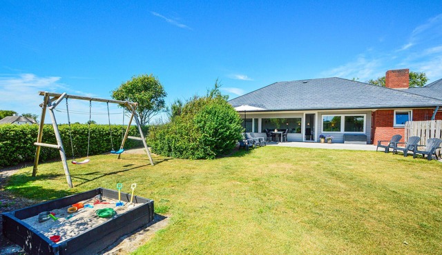 Amazing home in Bredebro with WiFi