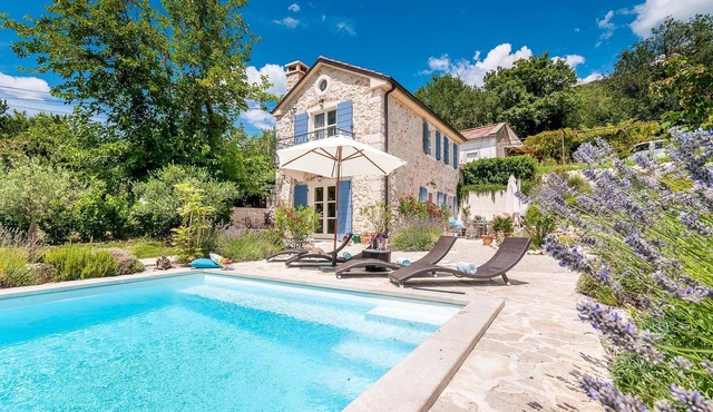 Amazing home in Bribir