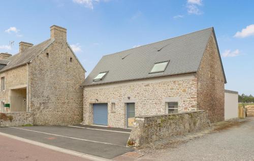 Amazing Home In Creances With Wifi