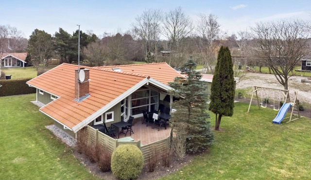 Amazing home in Dannemare with kitchen