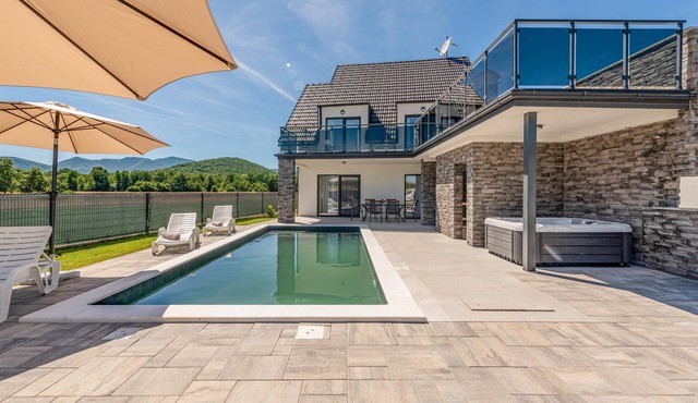 Amazing home in Debelo Brdo with sauna