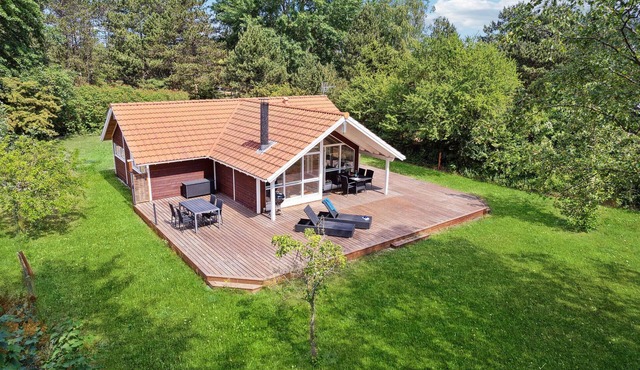 Amazing home in Sjællands Odde
