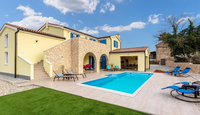 Amazing home in Dobrinj
