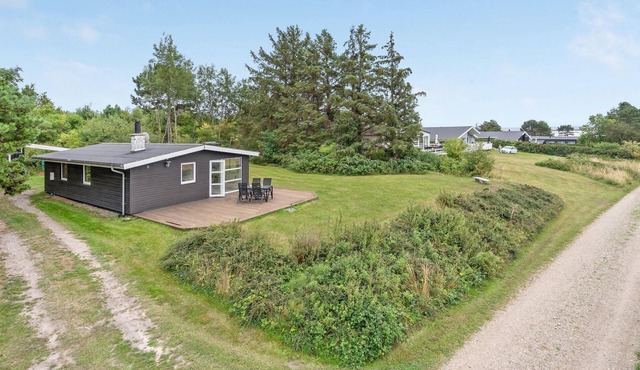 Amazing home in Ebeltoft with WiFi