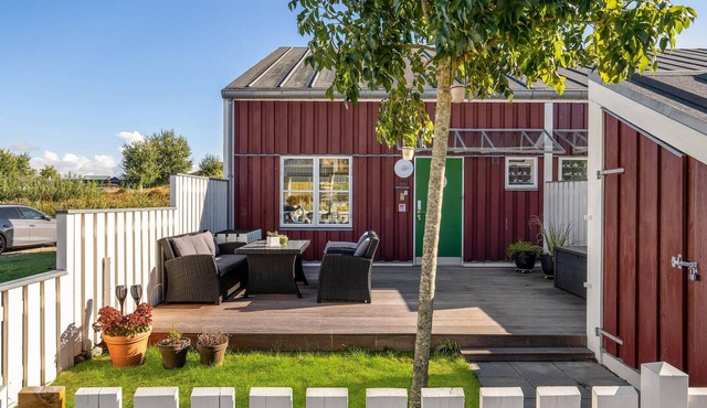 Amazing home in Ebeltoft with WiFi