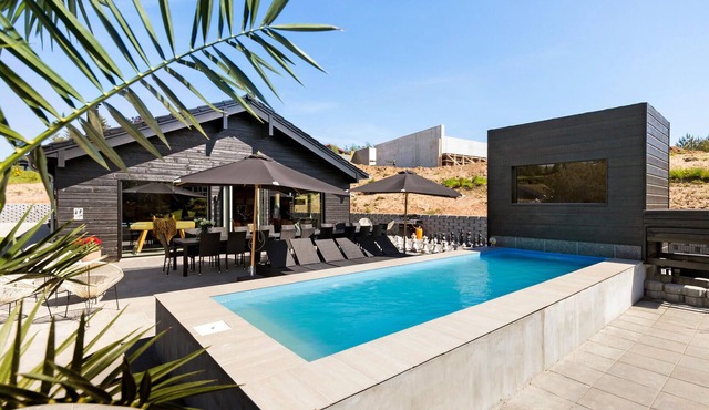 Amazing home in Ebeltoft with sauna