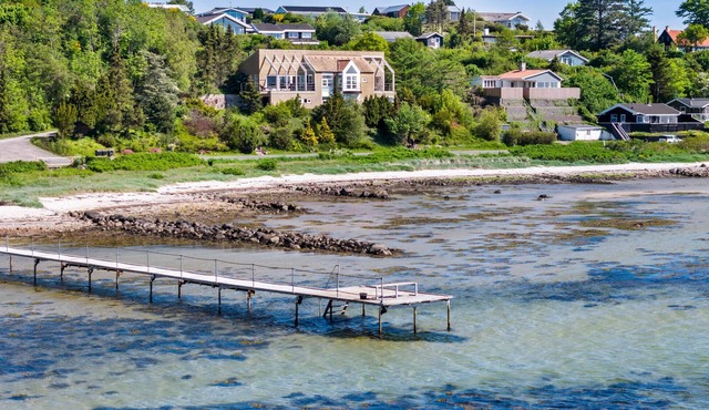 Amazing home in Ebeltoft with WiFi