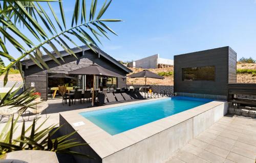 Amazing Home In Ebeltoft With Sauna