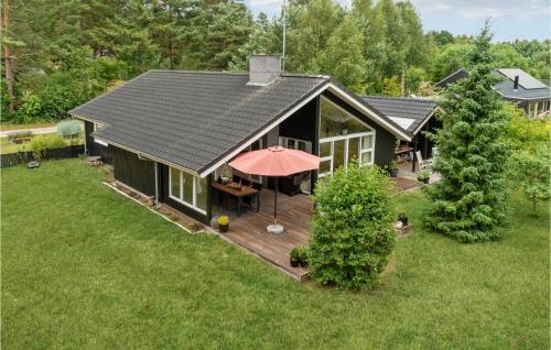 Amazing Home In Ebeltoft With Wifi