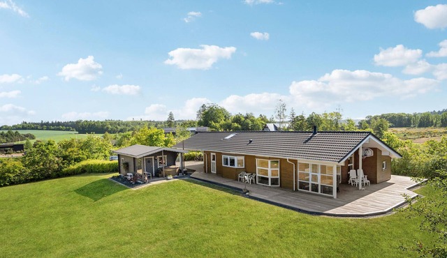 Amazing home in Ejstrupholm with sauna