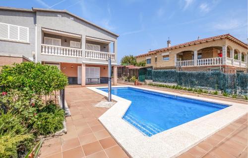 Amazing Home In Segur De Calafell