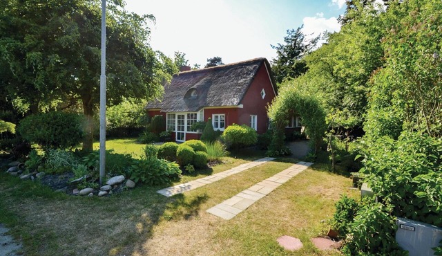 Amazing home in Fanø with kitchen