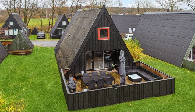 Amazing home in Farsø with WiFi