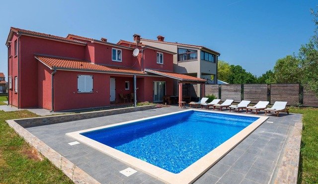Amazing home in Fazana