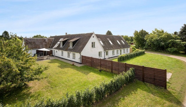 Amazing home in Føllenslev with WiFi