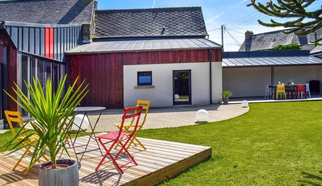 Amazing home in Le Vieux-Bourg