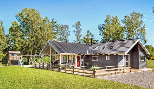 Amazing home in Glesborg with sauna