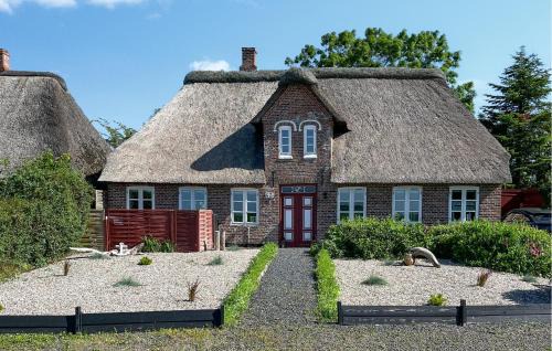 Amazing Home In Højer With Wifi