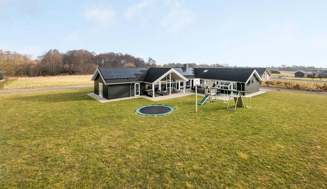 Amazing home in Haderslev with sauna
