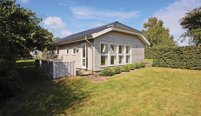 Amazing home in Haderslev with kitchen