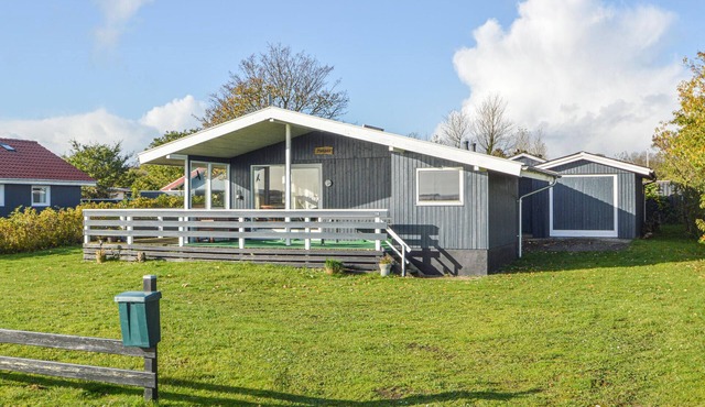 Amazing home in Haderslev with kitchen