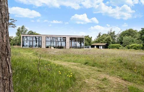 Amazing Home In Hadsund With Kitchen
