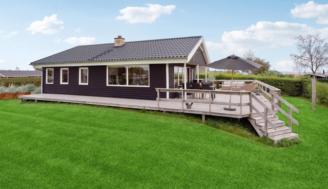 Amazing home in Hejls with WiFi