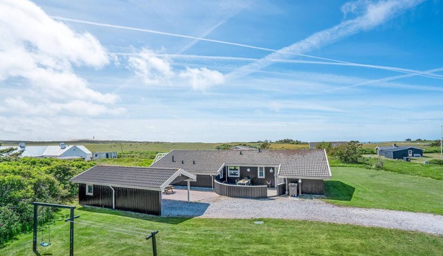 Amazing home in Hjørring with sauna