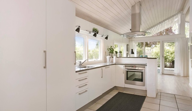 Amazing home in Hornbæk with ethernet internet