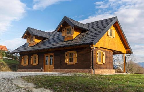 Amazing Home In Veliko Trgovisce With Sauna