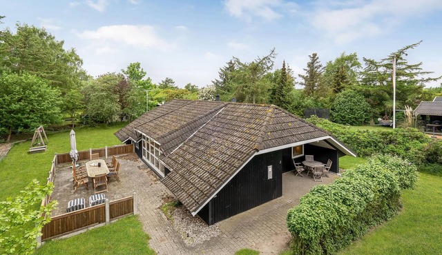 Amazing home in Humble with sauna