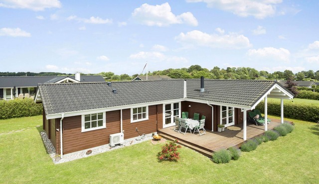 Amazing home in Humble with sauna